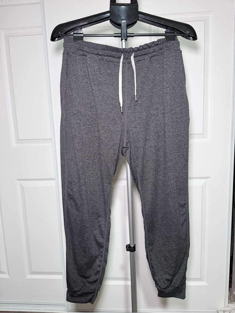 Vuori Dark Gray Drawstring Joggers
